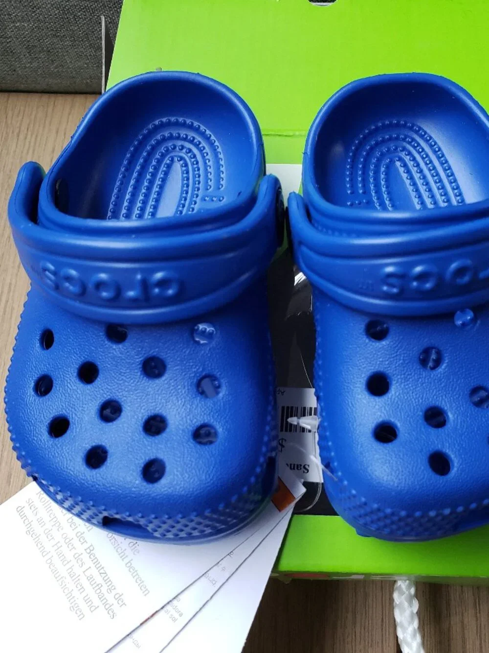 BNWT - IOB Crocs Little Clog - Blue Bolt (C2 - C3) CROCS